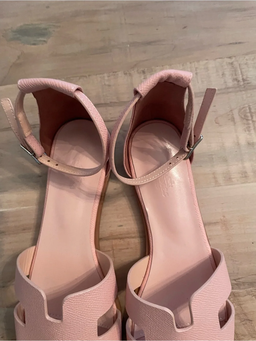 Hermes Women's Pink Ankle-Strap Leather Sandals